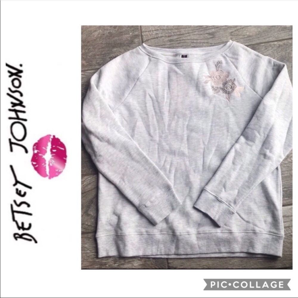 NWT Betsey Johnson Sweatshirt